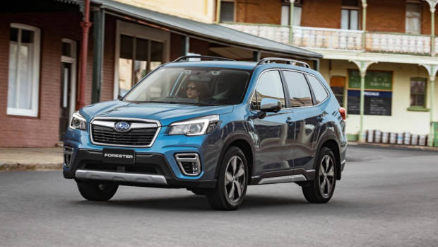 2019 Subaru Forester Review - Chasing Cars