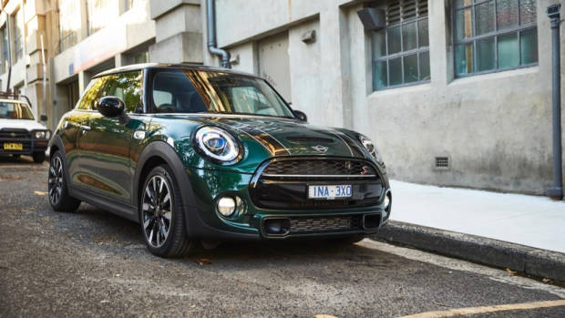 Mini Cooper S hatch 2019 review - Chasing Cars