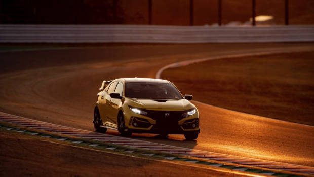 2021 Honda Type R Limited Edition laps faster than an F40 - Chasing Cars