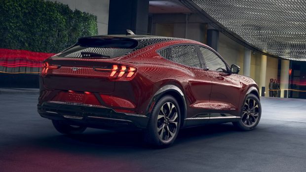 Ford Mustang Mach-E 2021: an electric SUV with up to 482km of range ...