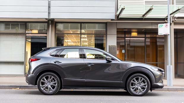 2021 Mazda CX-30 silver exterior facet image