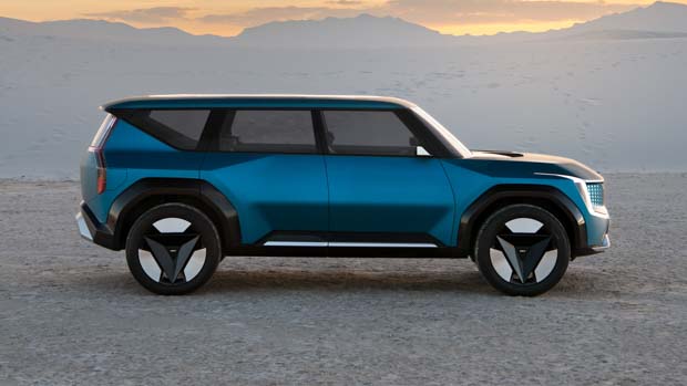 Kia Concept EV9 three-row SUV unveiled with nearly 500km of range ...