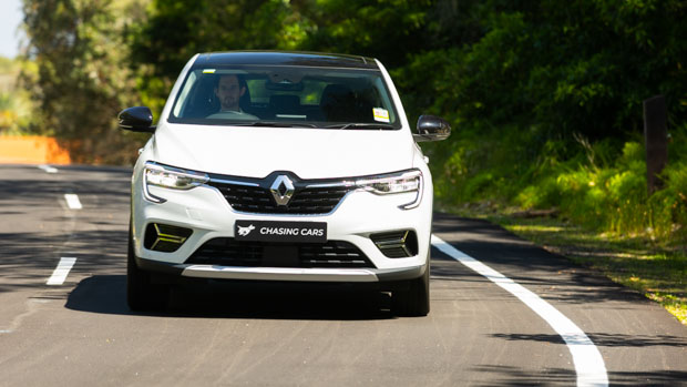 Renault Arkana Intens 2022 dynamic 1