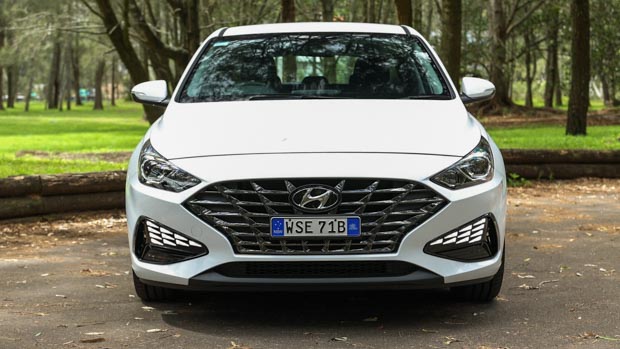 Hyundai i30 hatch irascible 2021 entrance