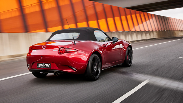 2022 Mazda MX 5 KPC review 33