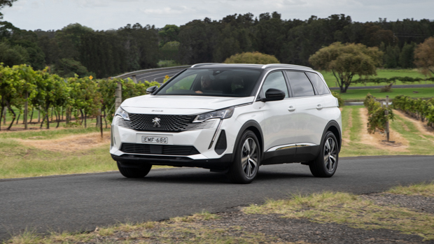 Peugeot 5008 GT 2022 review - Chasing Cars