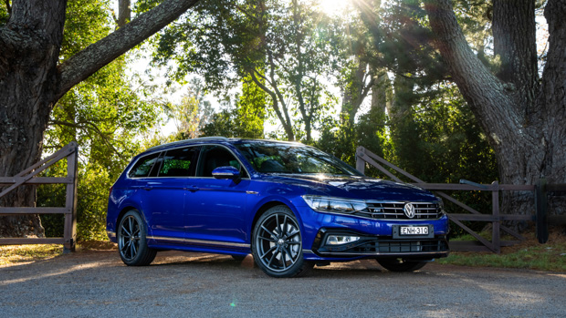 Volkswagen Passat 206TSI R-Line 2022 review - Chasing Cars