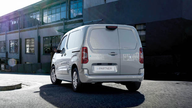 Peugeot Partner 2023 review: Premium - GVM load test of Peugeot's small  commercial van