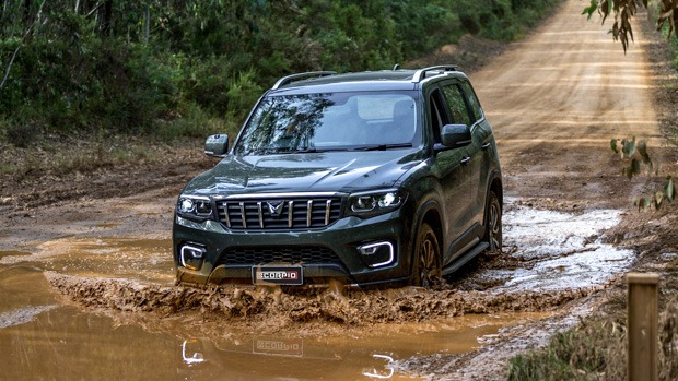 Mahindra Scorpio 2023 puddle