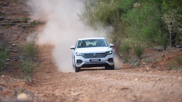 4wd Megatest Volkswagen Touareg 170TDI 2023 entrance hiking