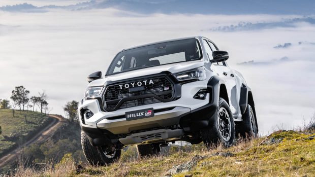 2023 Toyota Hilux GR Sport white static discontinuance 3/4