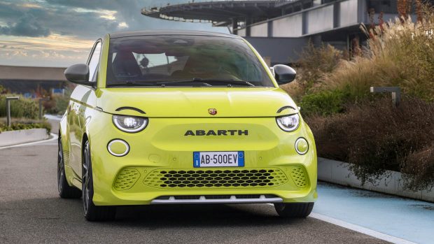 Abarth 500e 2023 3