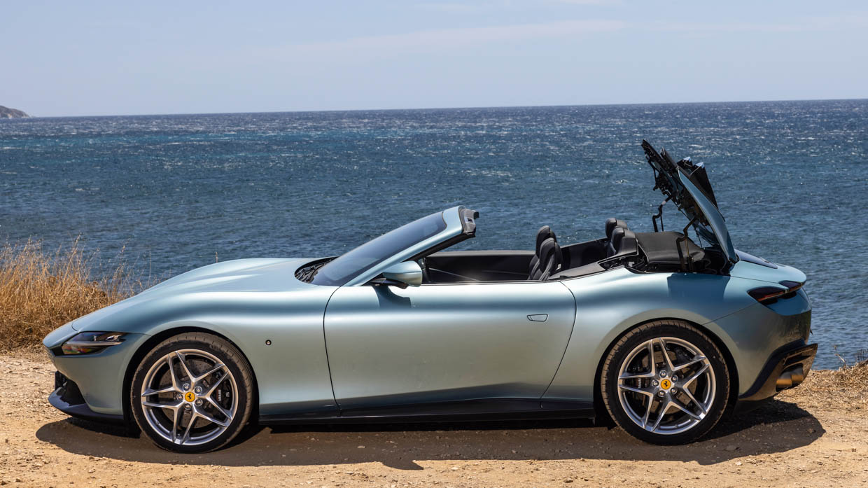 Ferrari Roma Spider 2024 review - Chasing Cars