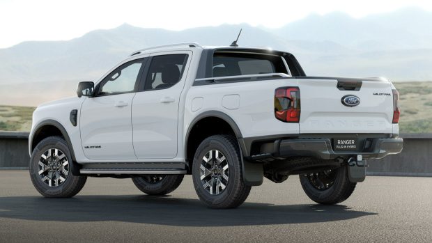 Ford Ranger PHEV 2024 1