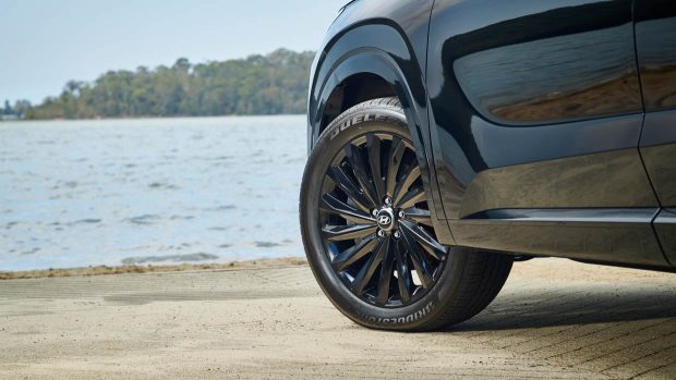 2024 Hyundai Palisade Calligraphy Sad Ink wheel shot