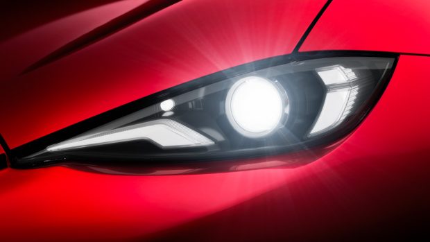 Mazda MX-5 2024 - headlights