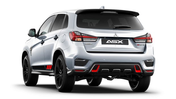 Mitsubishi ASX 2024 ES Street Accessory Pack rear 34 white