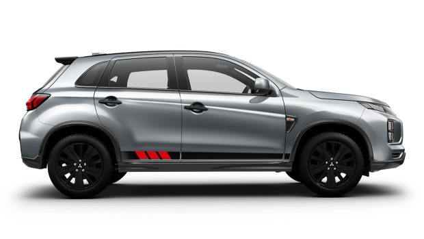 Mitsubishi ASX 2024 ES Street Accessory Pack side profile silver