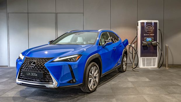 2023 Lexus UX300e Sports Luxury charging