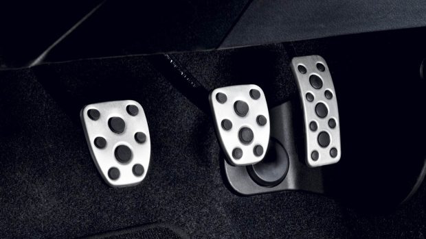 Toyota GR86 manual pedals