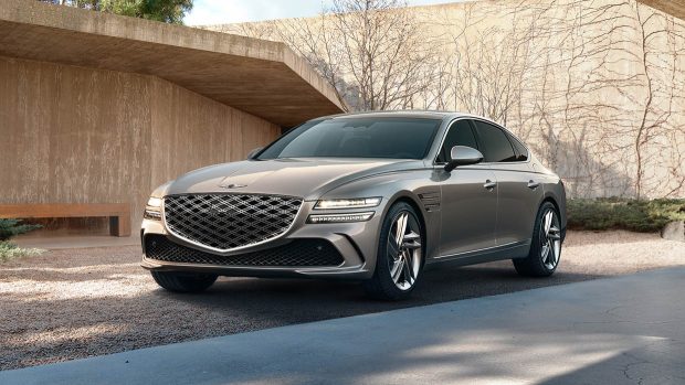 2024 Genesis G80 facelift entrance 3/4