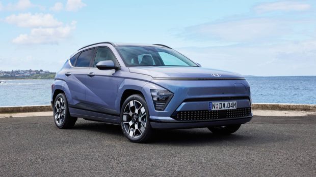 Hyundai Kona Electric Top rate 2024 front 3/4