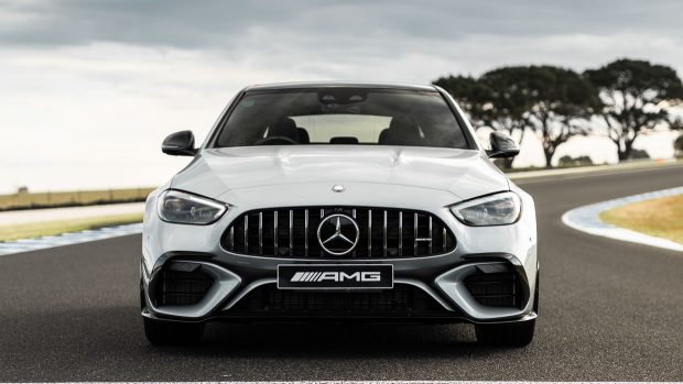 Mercedes AMG C63 S E Performance 2 1