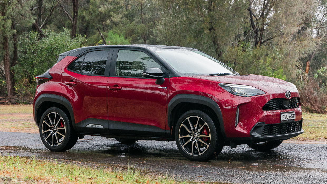 Toyota Yaris Cross GR Sport Hybrid 2024 review - Chasing Cars