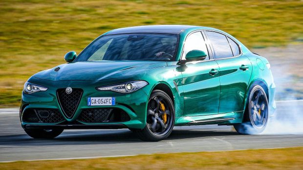 Alfa Romeo Giulia Quadrifoglio 2021