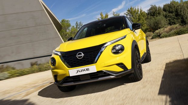 2024 Nissan Juke yellow paint entrance 3/4 utilizing shot