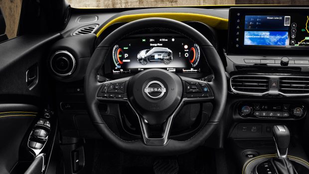 2024 Nissan Juke interior guidance wheel and shows