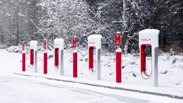 Tesla supercharger within the snow