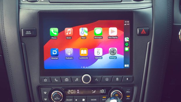 2024 Nissan Patrol contemporary touchscreen Apple CarPlay