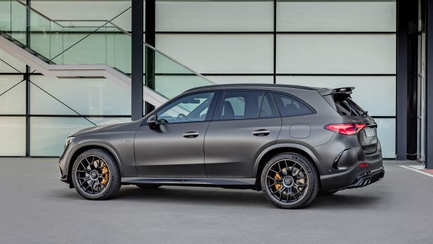 2024 Mercedes-AMG GLC63 S E Efficiency wagon facet attitude static