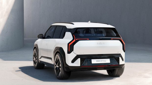 Kia EV3 2025: Korean small electric SUV makes world debut with 600km of ...