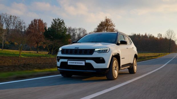 2024 Jeep Compass 4xe entrance 3/4 riding shot