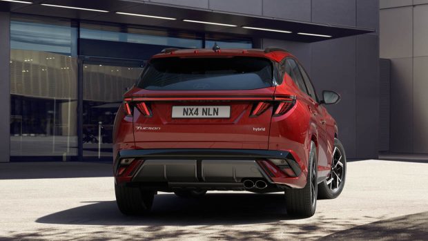 2025 Hyundai Tucson Hybrid N-Line rear perspective static shot