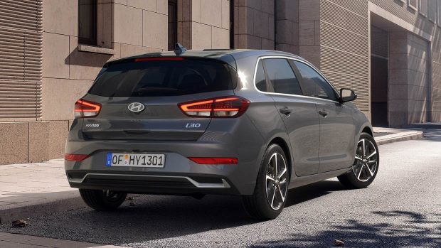 2025 Hyundai i30 rear 3/4