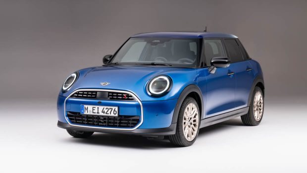 2024 Mini Cooper S five-door front 3/4 static shot