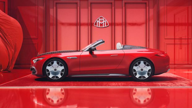 2024 Mercedes-Maybach SL680 facet profile red static image