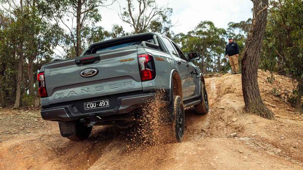 Ford Ranger Tremor 2024 rear traction