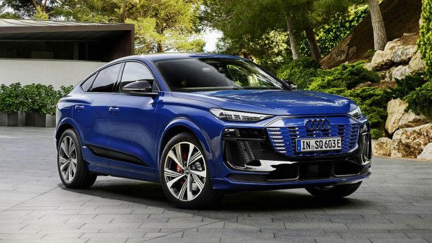 2024 Audi SQ6 E-Tron Sportback blue front 3/4 static